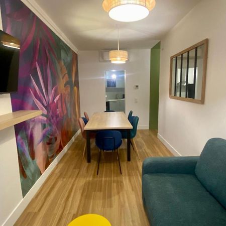 Appartement Lumineux Proche Saint-Lazare - 8P Paris Luaran gambar