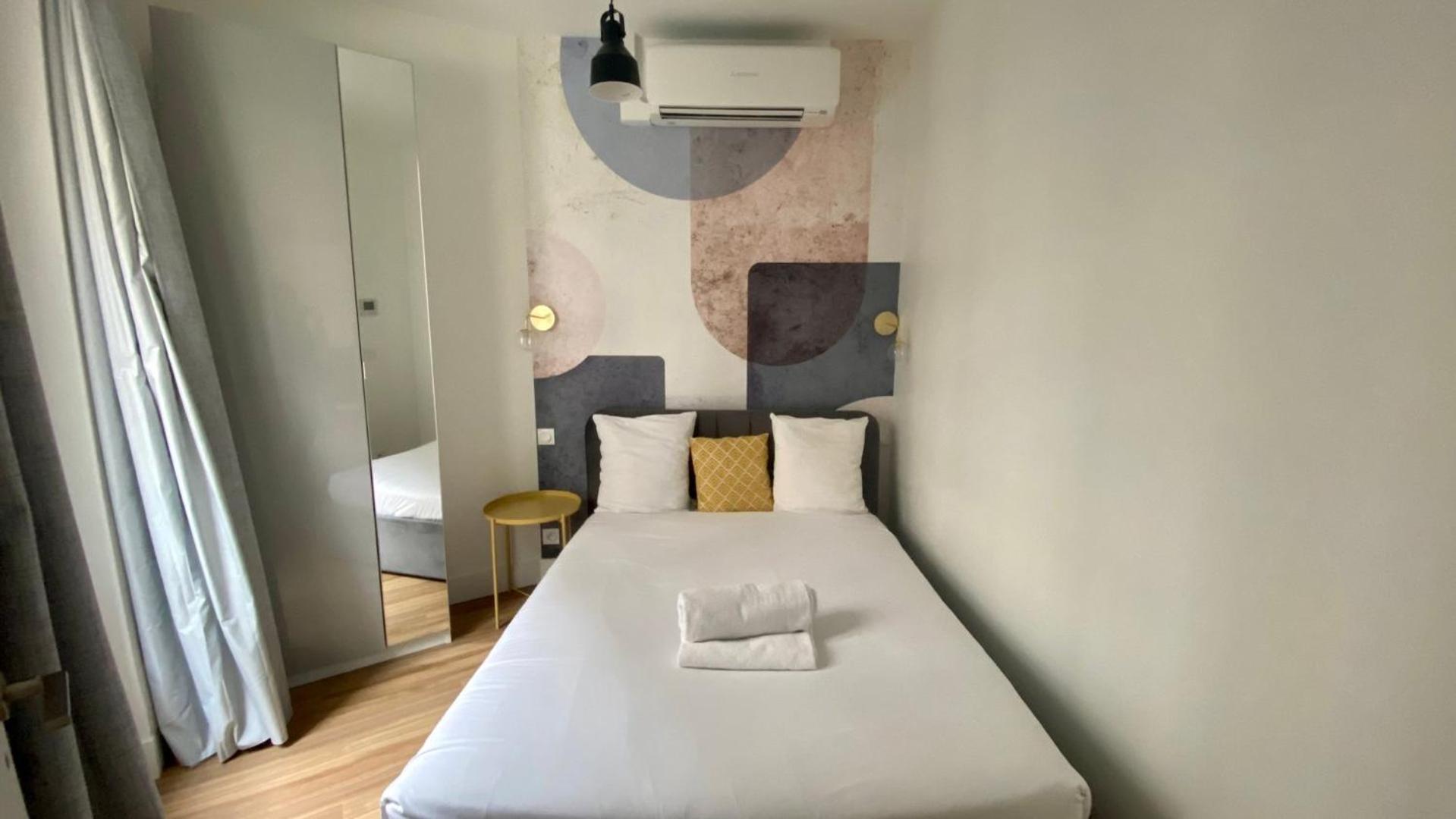 Appartement Lumineux Proche Saint-Lazare - 8P Paris Luaran gambar