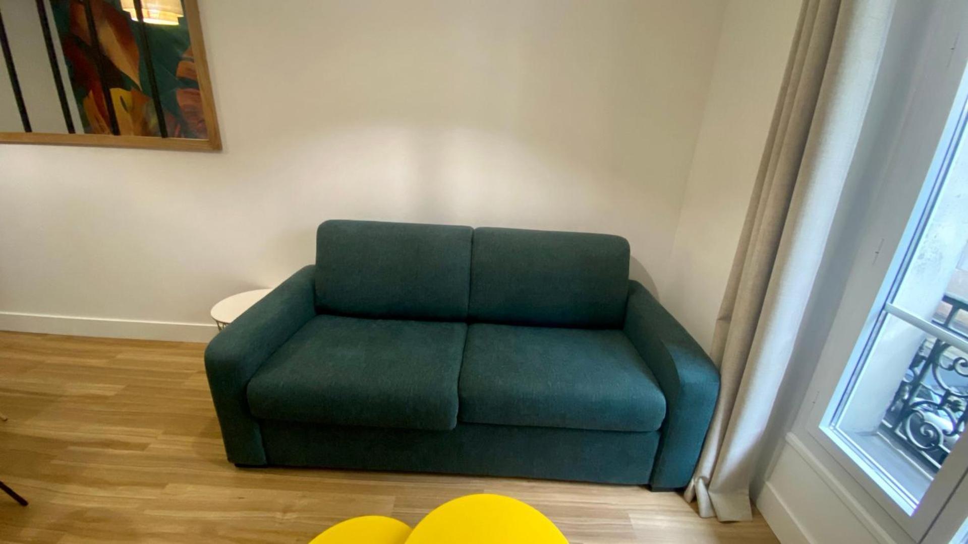Appartement Lumineux Proche Saint-Lazare - 8P Paris Luaran gambar