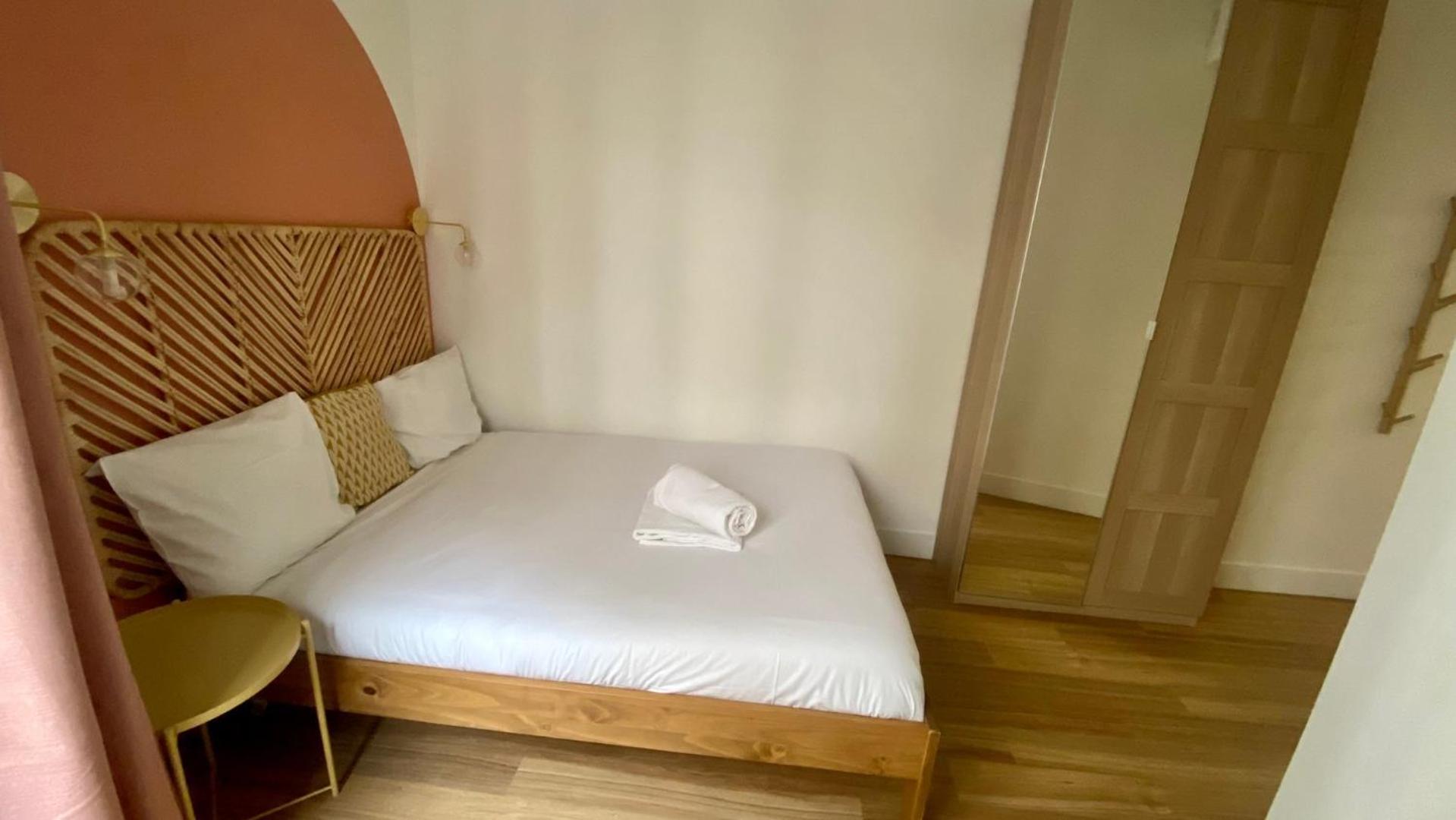 Appartement Lumineux Proche Saint-Lazare - 8P Paris Luaran gambar