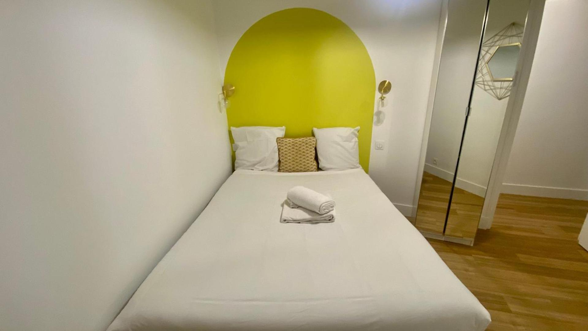 Appartement Lumineux Proche Saint-Lazare - 8P Paris Luaran gambar